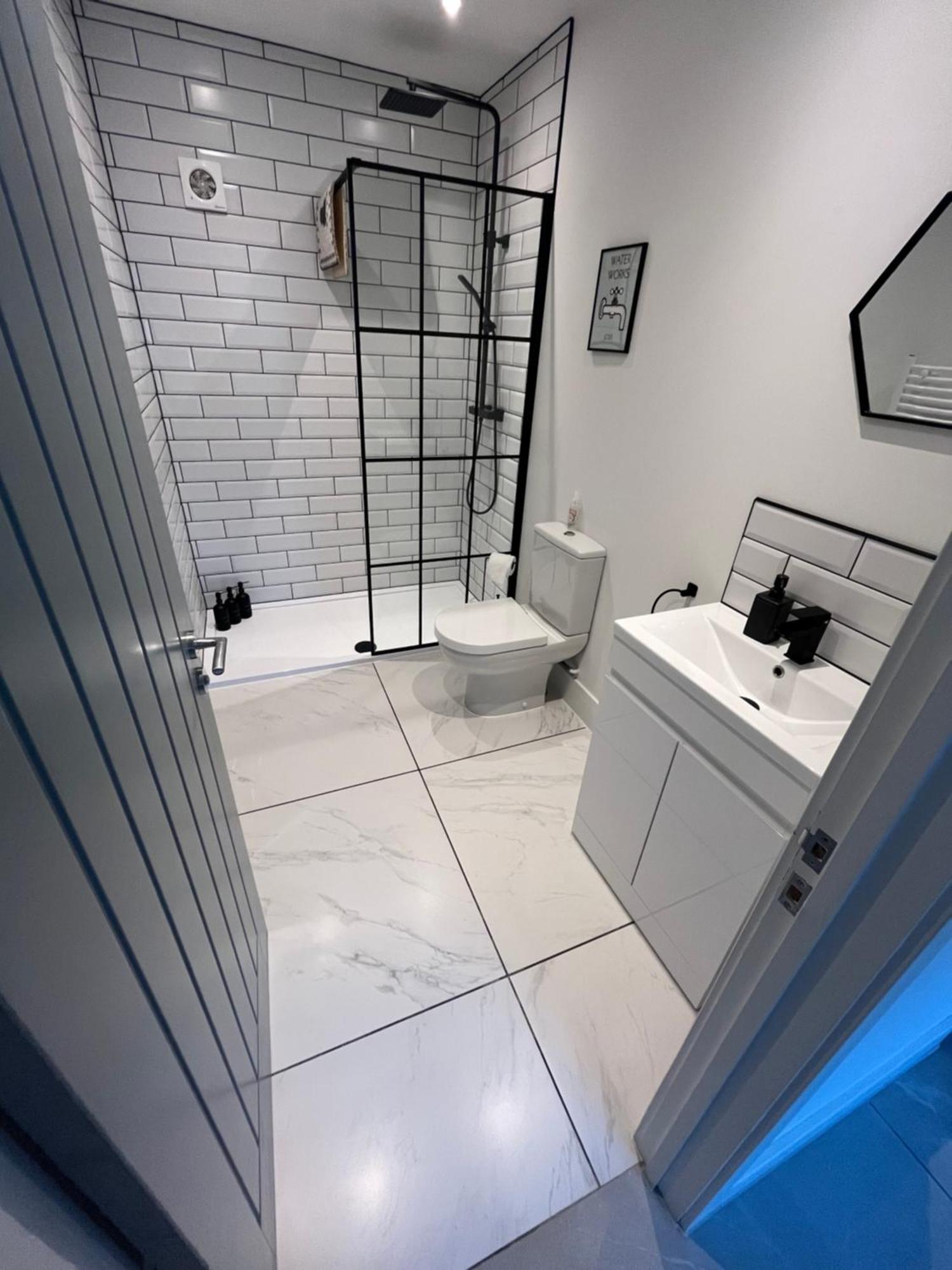 Entire Property In Downham Market, Serviced Accomodation Appartement Buitenkant foto